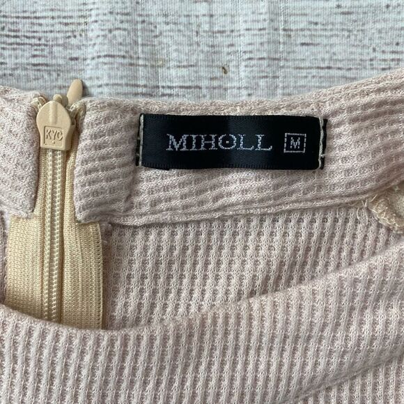 Miholl Women M mock neck waffle texture lace sleeve blouse w/zipper back closure - Picture 7 of 10